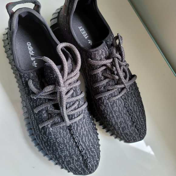 YEEZY Boost - Picture 6 of 17
